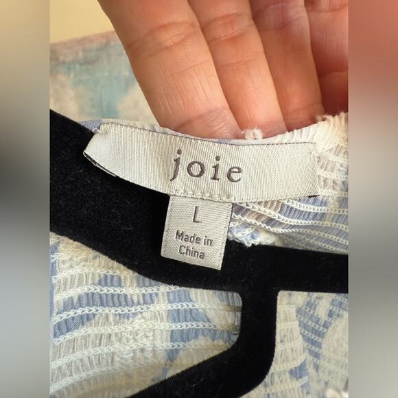 Joie Jamila Silk Blend White Blue Floral Sheer Textures Blouse Womens Size Large - Picture 10 of 11